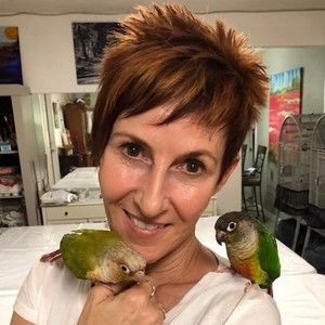 Meet your Posher, Caryn